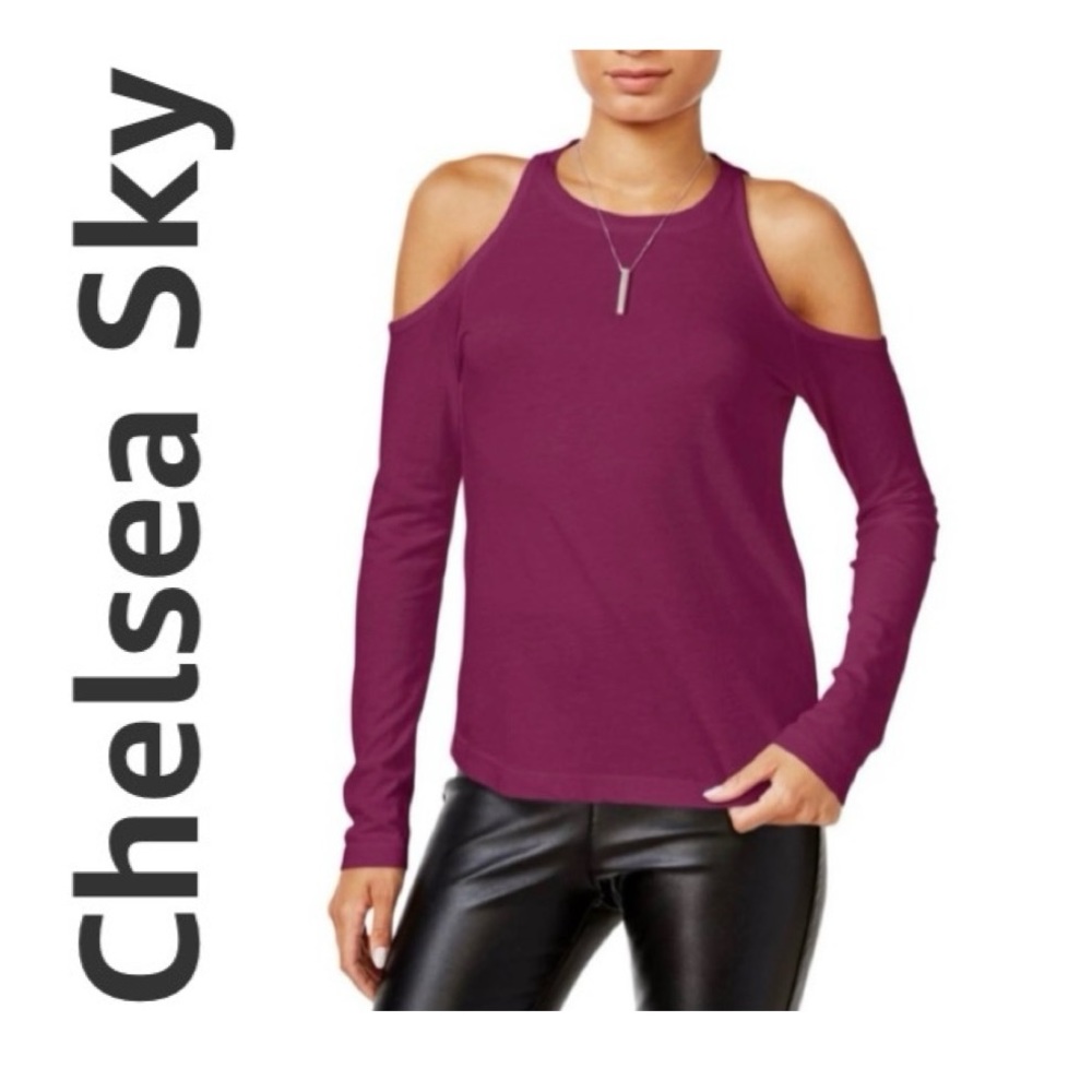 ⛸️ CHELSEA SKY Purple Cold Shoulder Top NWT M